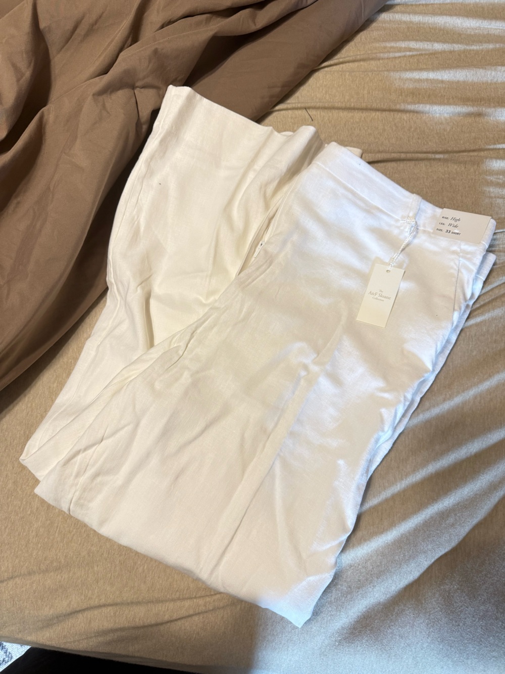 Abercrombie & Fitch White linen tailored pants